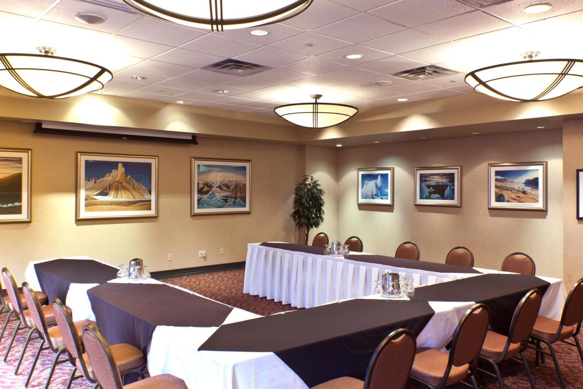 The Frobisher Inn Iqaluit Dış mekan fotoğraf