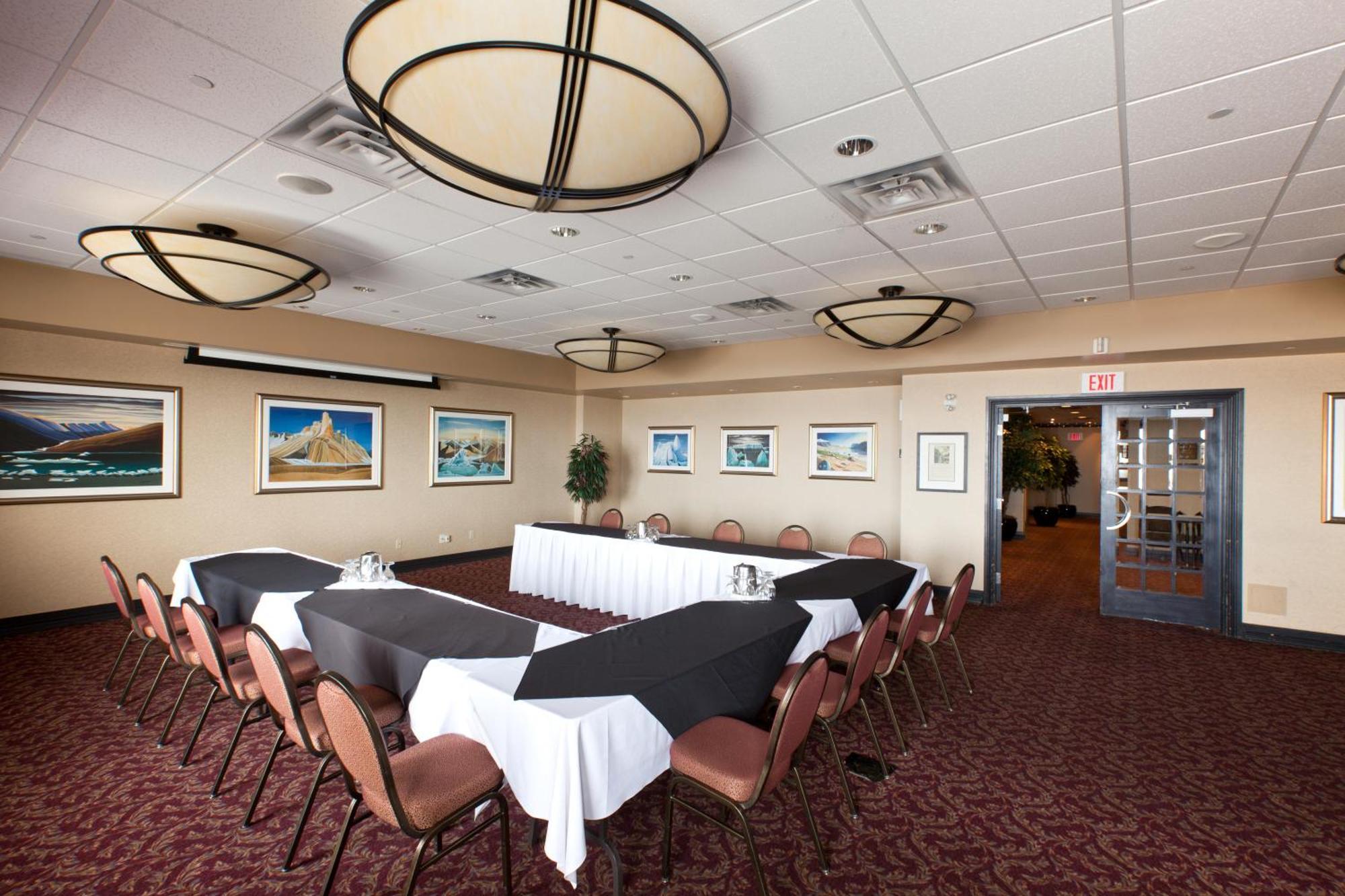 The Frobisher Inn Iqaluit Dış mekan fotoğraf
